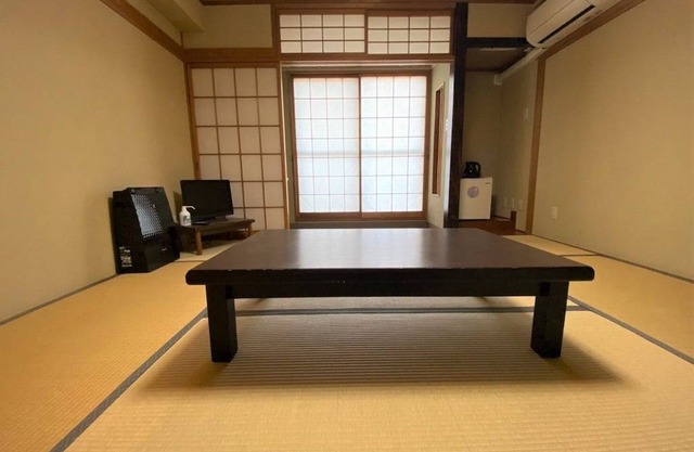 CHENDA INTERNATIONAL HOTEL in Ishiuchi