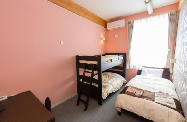 Hotel ∙ Ogarin in 2 Chome Shiwachuo Ekimae