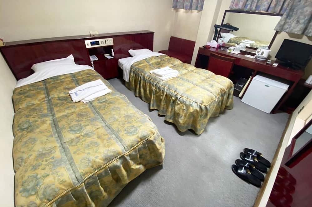 Mihara House | Twin room smoking 3 minutes on foot from JR Mi / Mihara Hiroshima