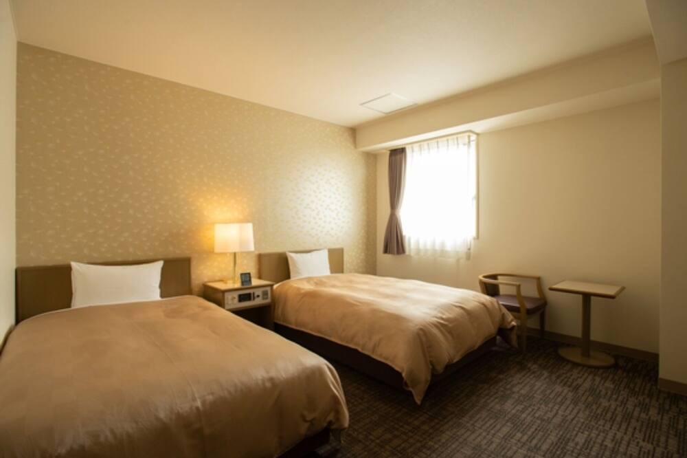 Mihara House | Deluxe twin room nonsmoking Room without meals / Mihara Hiroshima