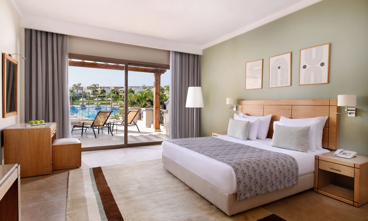 Ain Sokhna Hotel | JAZ Little Venice Golf Resort