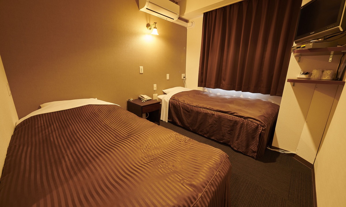Hanamigawa Hotel | Famy Inn Makuhari