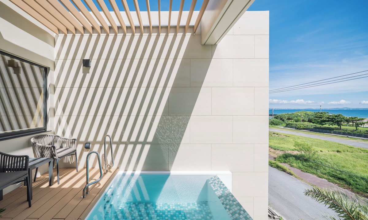 Azama Villa | CELEVI NANJO