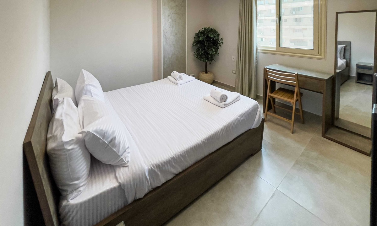 Heliopolis Apartment | Xuru Stays I Elegant & Modern 3 BDR Apt. @ Heliopolis
