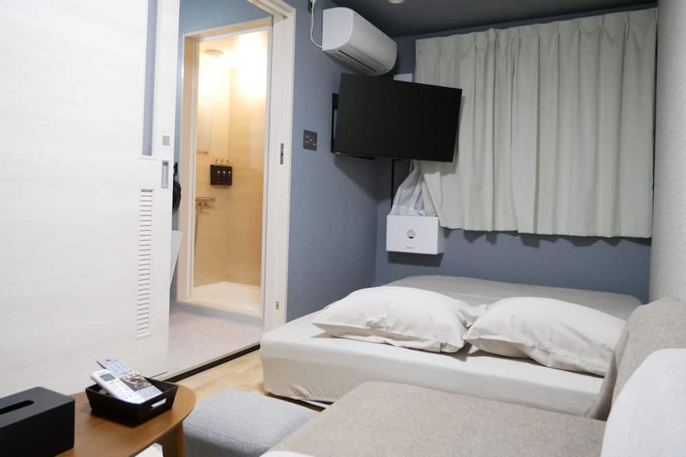 Amami House | HOODRoom 102 3 person plan / Amami Kagoshima