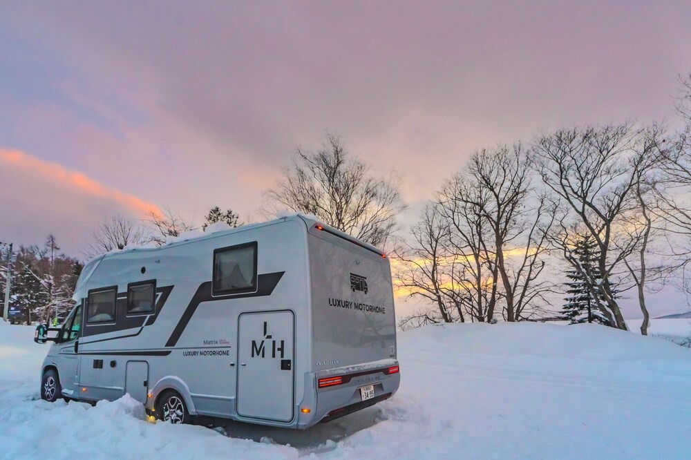 Kutchan House | Would you like to stay at NISEKO LUXURY MOTORHOME, where you can see Mt. Yotei