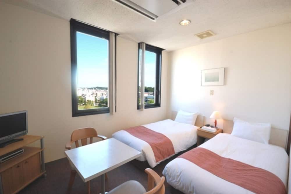 Mito House | Smoking Twin x Unit bath vs | Room only plan / Mito Ibaraki