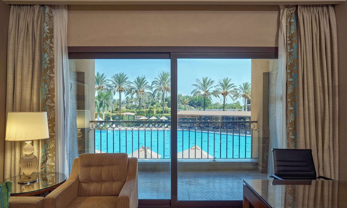 Al-'Amriyah Resort | Hilton Alexandria King's Ranch