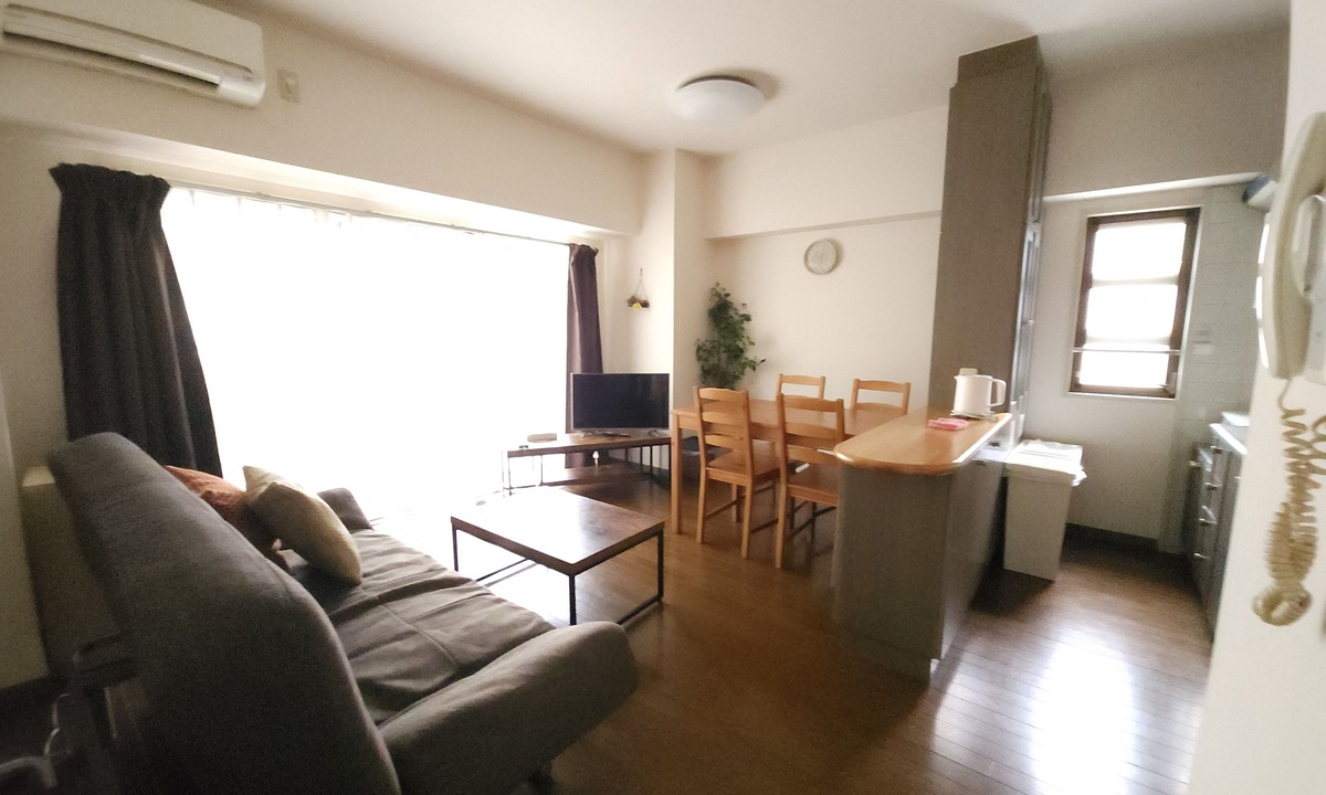 Namba Apartment | Comfortable DOTONBORI, OSAKACASTLE