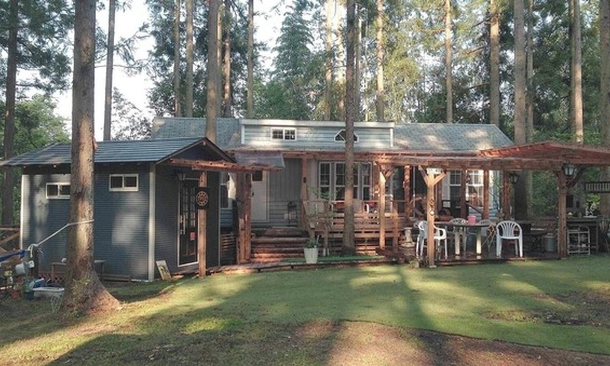 Annaka RV Rental | Premium Cottage WEST | For 2 people | Free Dog R/Annaka City Gunma