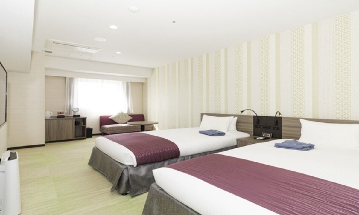 Hakodate House | Ladies Deluxe Triple Ladies only room for VS|S/Hakodate Hokkaidō