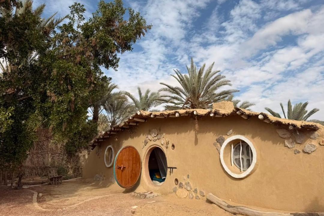 Siwa House | Hobbit-Hole in Siwa