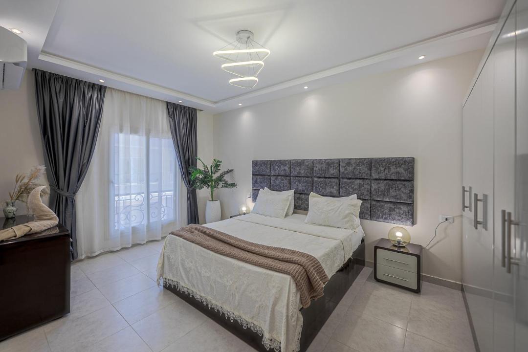 Sheraton Road -Sakkala Apartment | Cityapartment nahe New Marina, Pool & Balkon