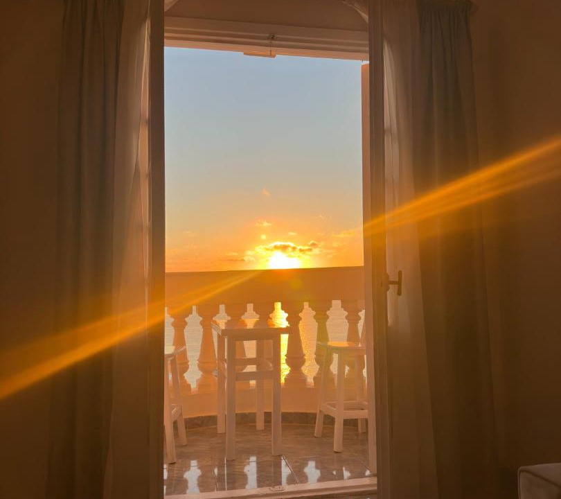 Al-Jumruk Apartment | Qaitbay Citadel View