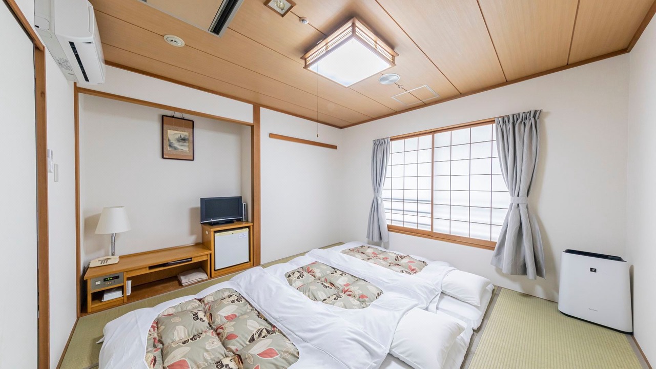 Photo of Bedroom in Esaka