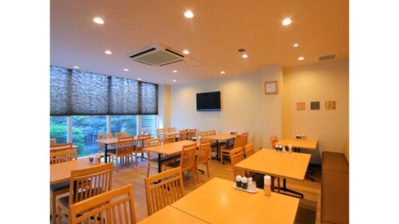 Photo of Others in Anan
