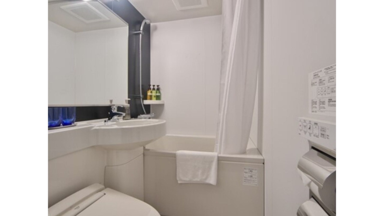 Photo of Bathroom in Hakataekihigashi