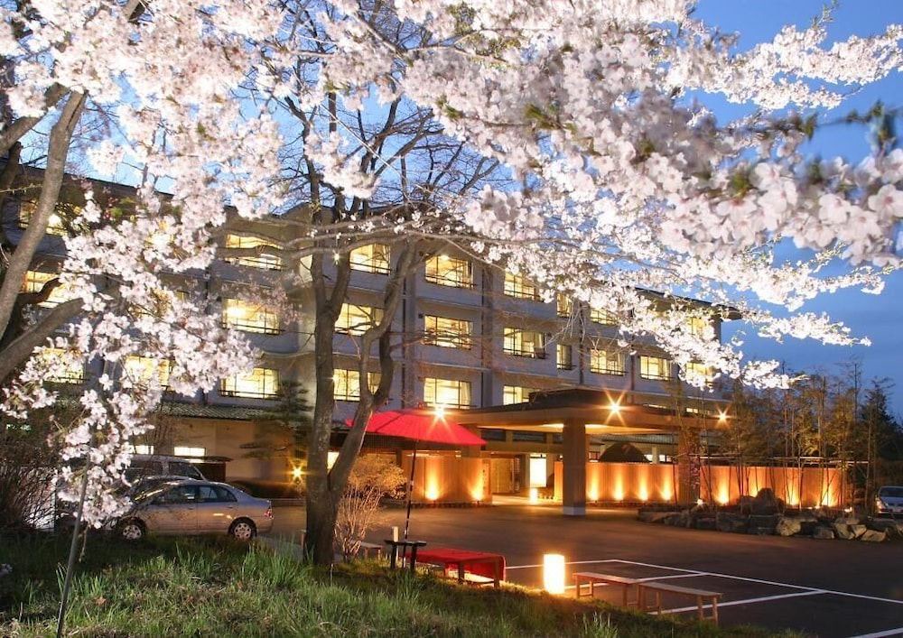 Photo of Buildings in Harunako Onsen