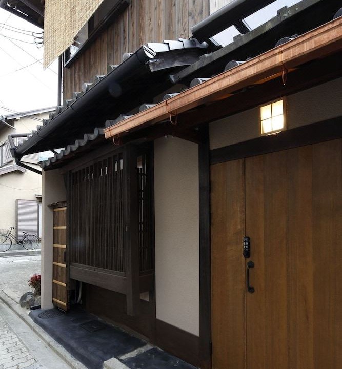 Photo of Buildings in Sannenzaka Ninenzaka
