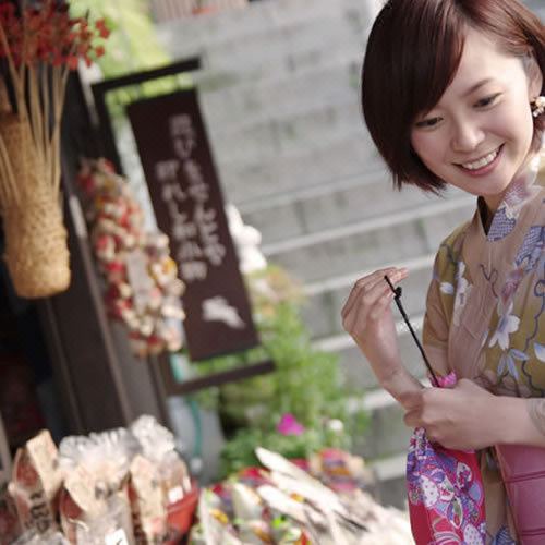 Photo of Human In Picture in Harunako Onsen