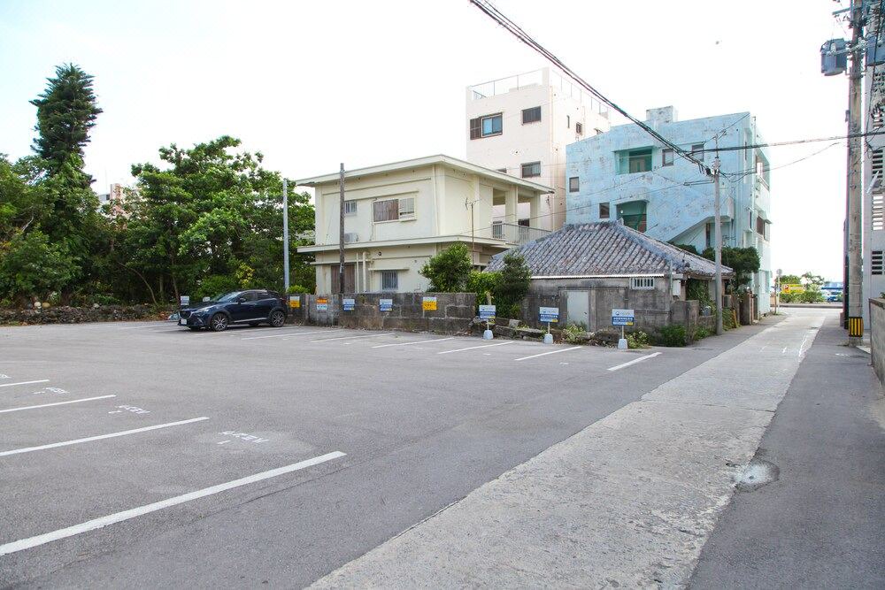 Photo of Buildings in Taketomi-jima Taketomi-cho
