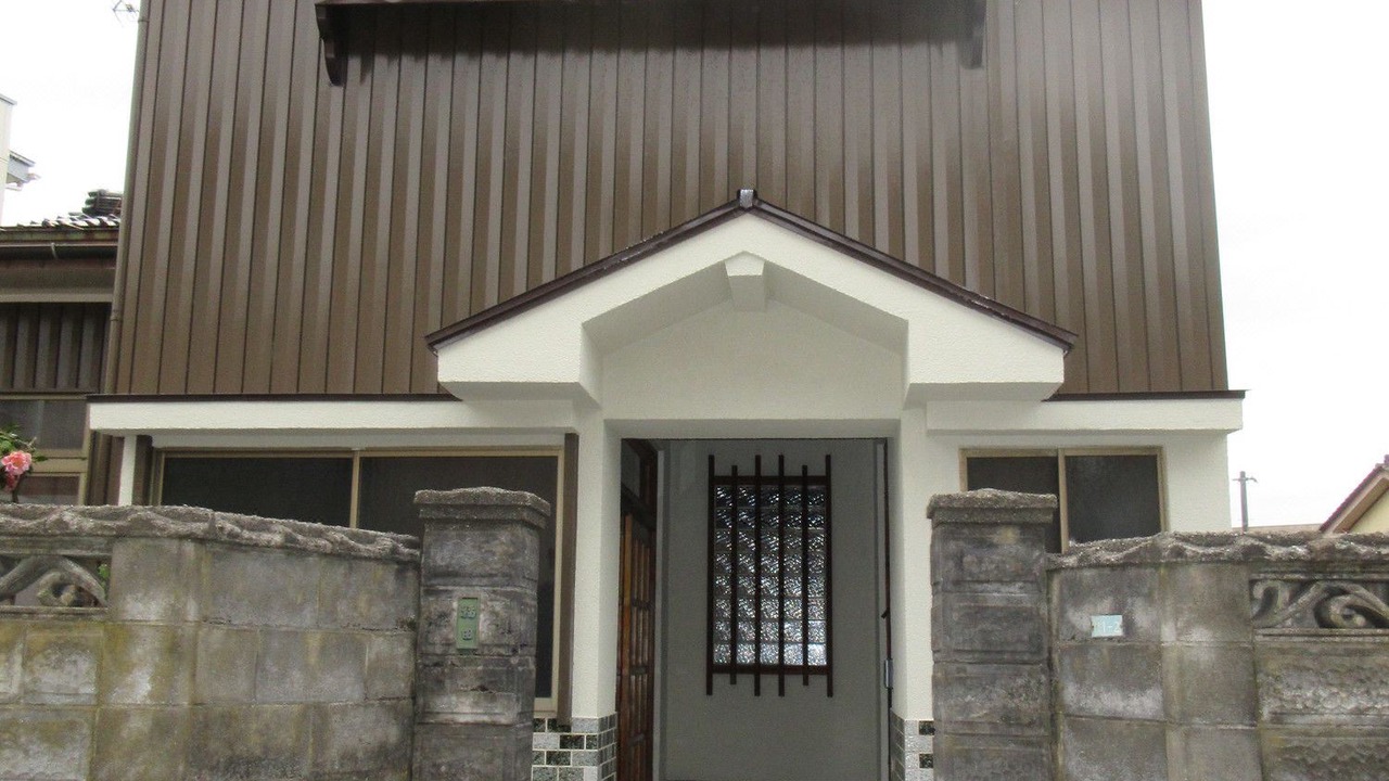 Photo of Buildings in Takaoka