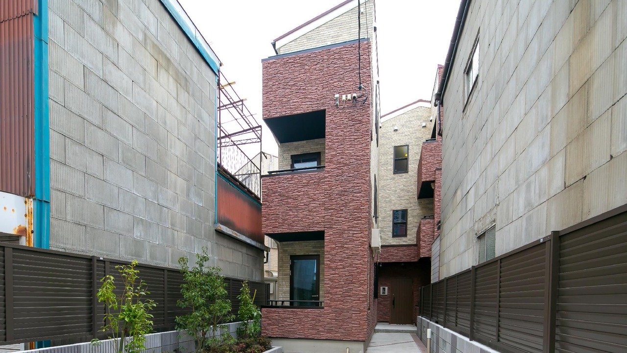 Photo of Buildings in Azumabashi