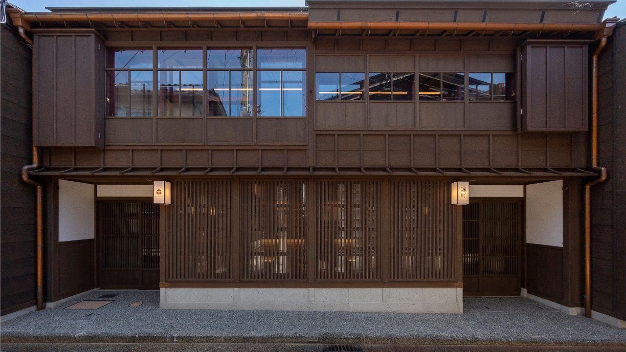 Photo of Buildings in Higashiyama Higashi Chaya District