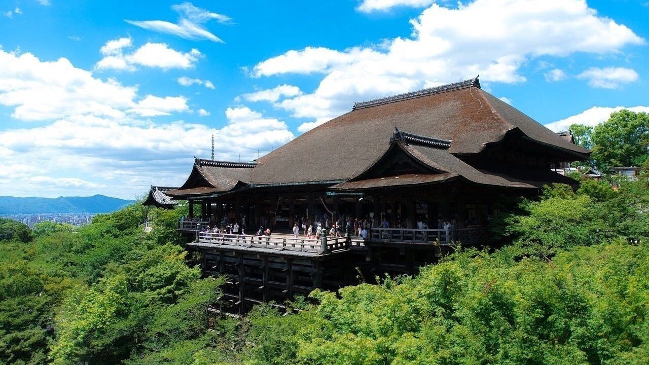 Photo of Buildings in Sannenzaka Ninenzaka