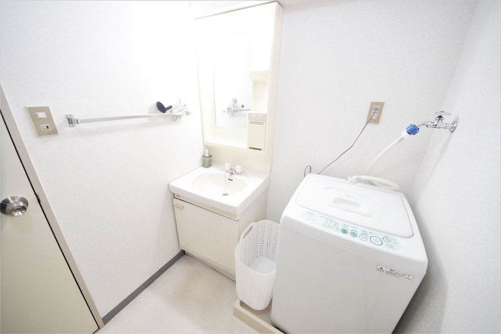 Photo of Bathroom in Kamiikebukuro