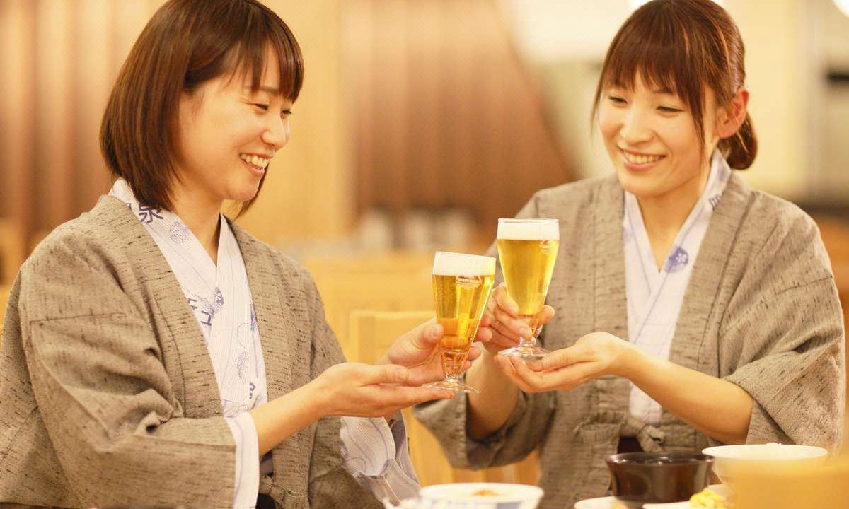 Photo of Human In Picture in Senboku