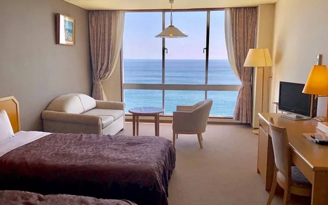 Photo of Others in Minami