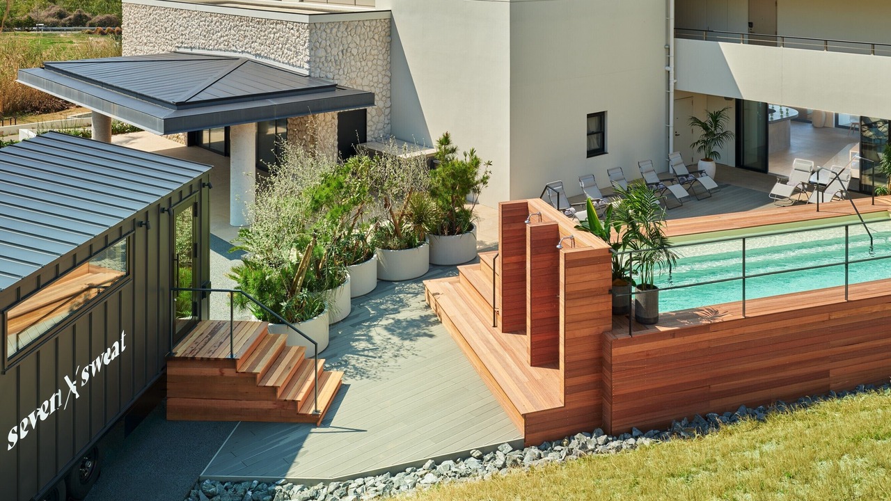 Photo of Outdoor in Nishi Ward