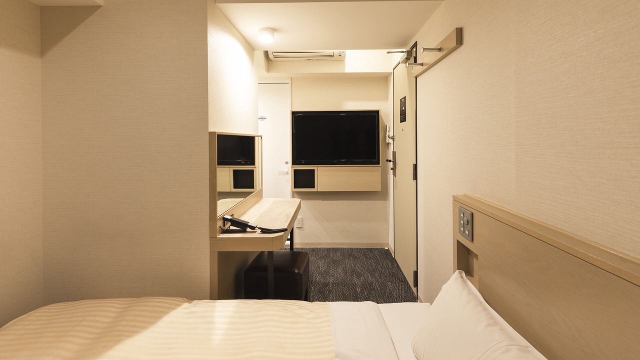 Photo of Bedroom in Minato