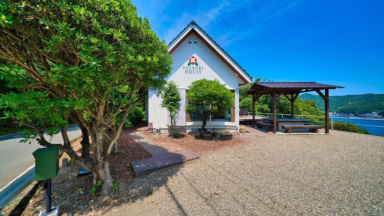 Photo of Outdoor in Anan