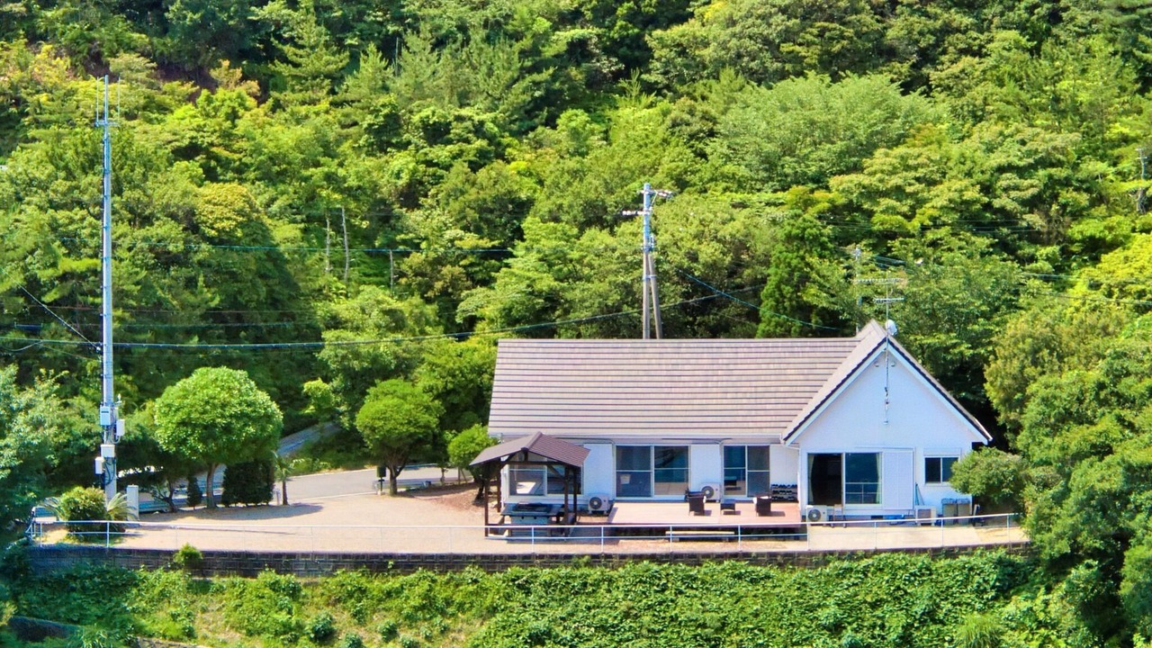 Photo of Outdoor in Anan