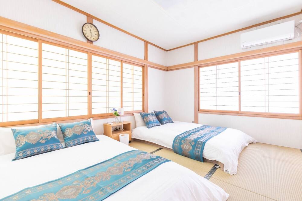 Photo of Others in Shirahama