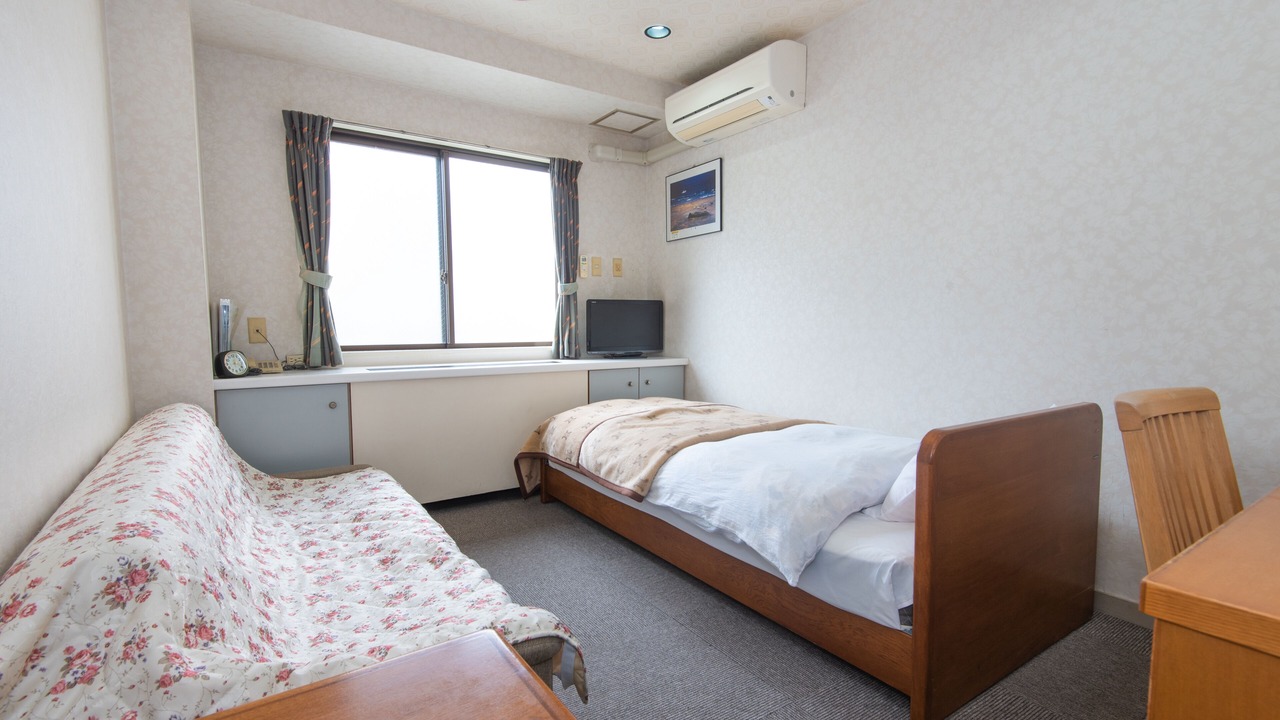Photo of Bedroom in Iriya