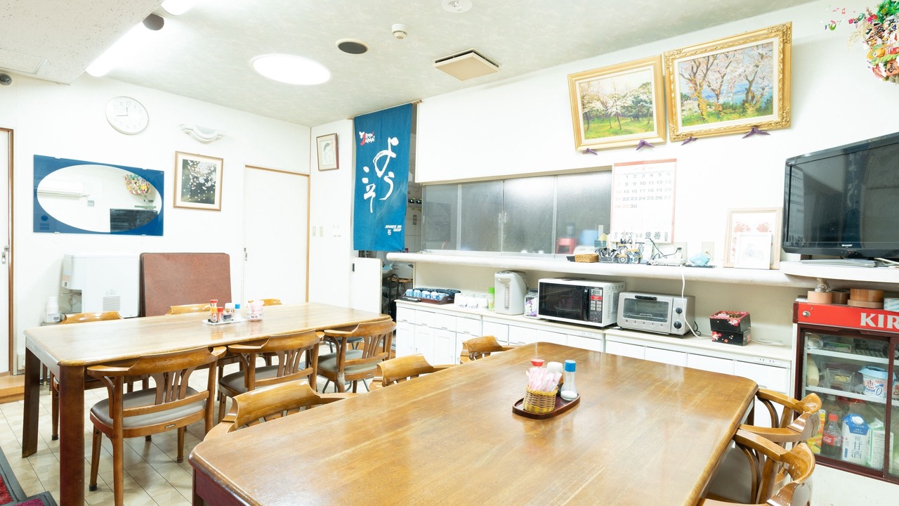 Photo of Others in Iriya