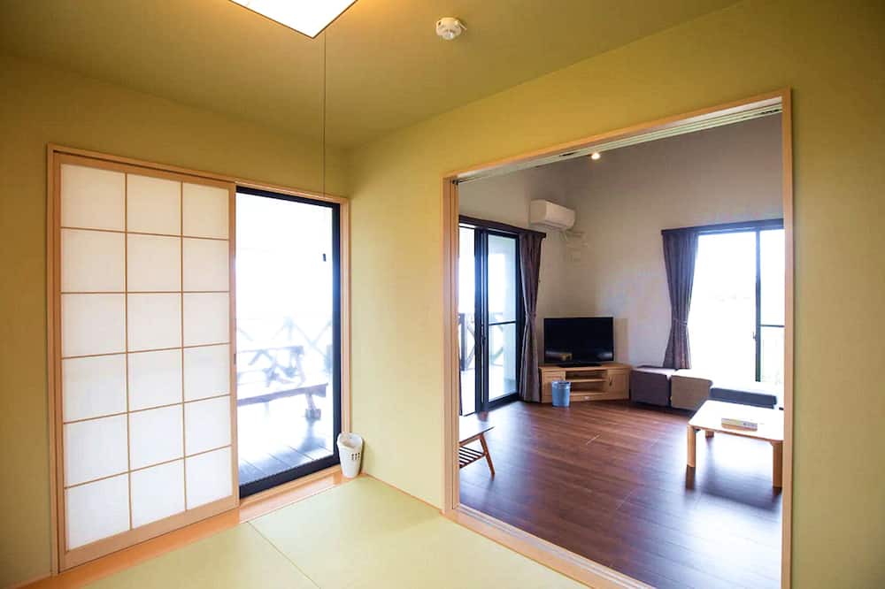 Photo of Bedroom in Shoshi