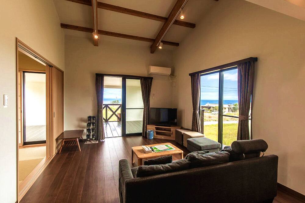 Photo of Livingroom in Shoshi