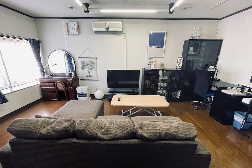 Photo of Livingroom in Nishi Ward