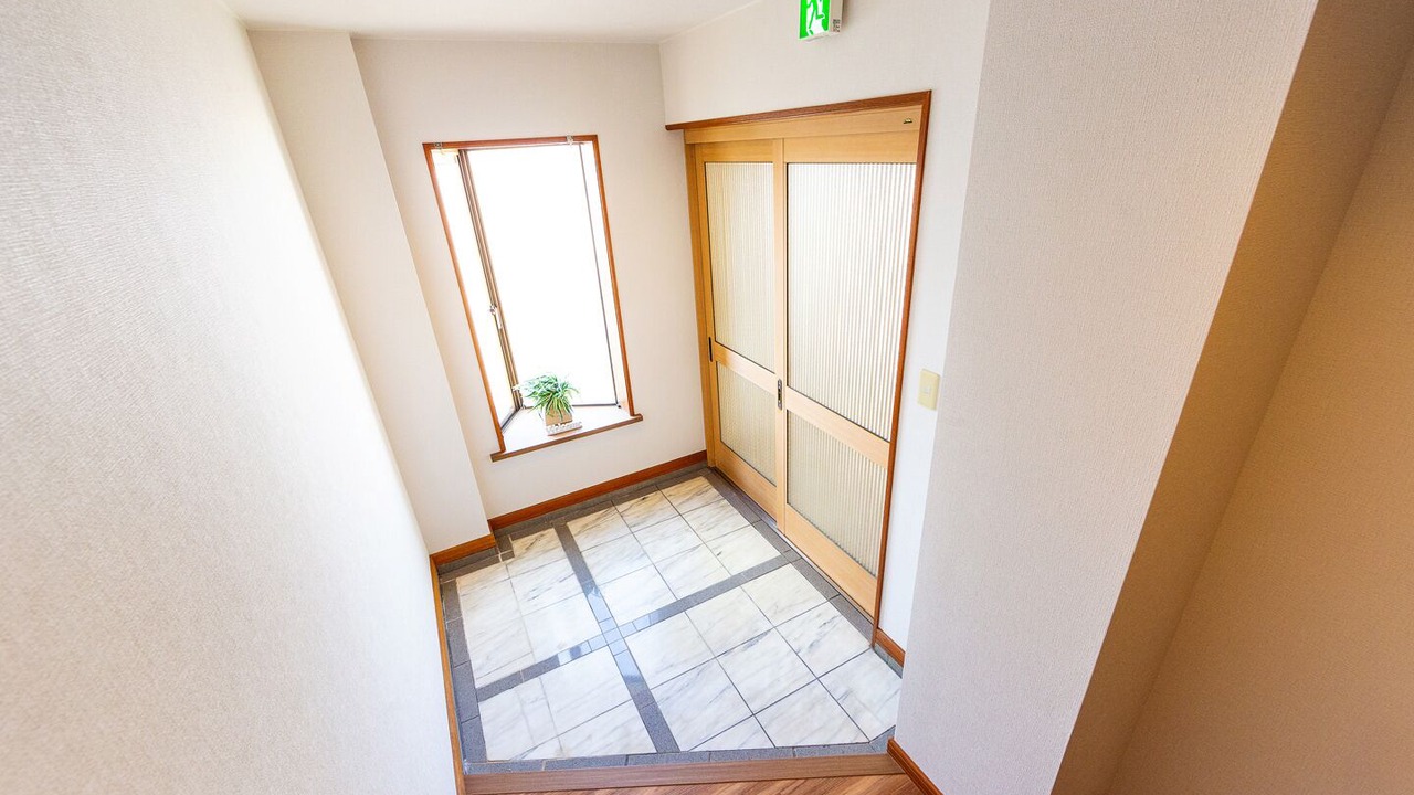 Photo of Others in Higashi