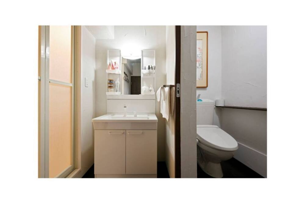 Photo of Bathroom in Abeno