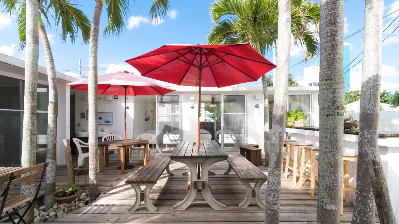 Photo of Patio Balcony in Aka