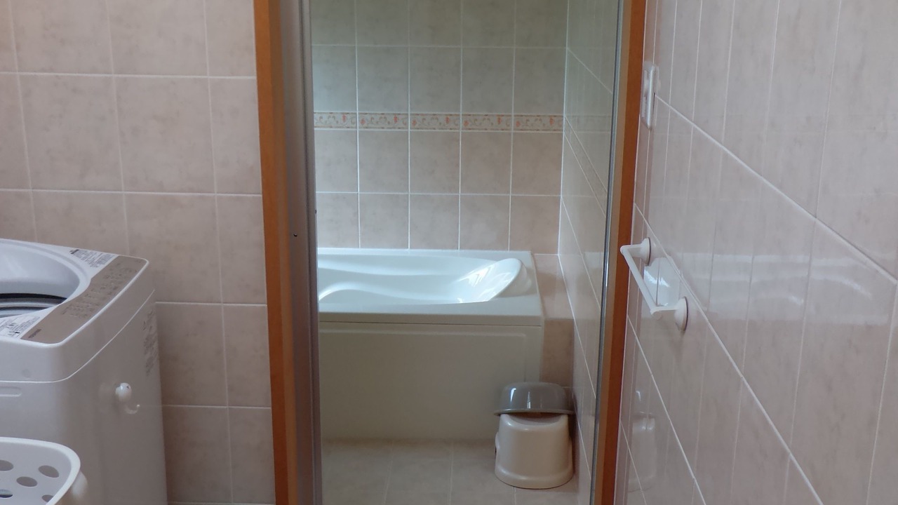 Photo of Bathroom in Shoshi