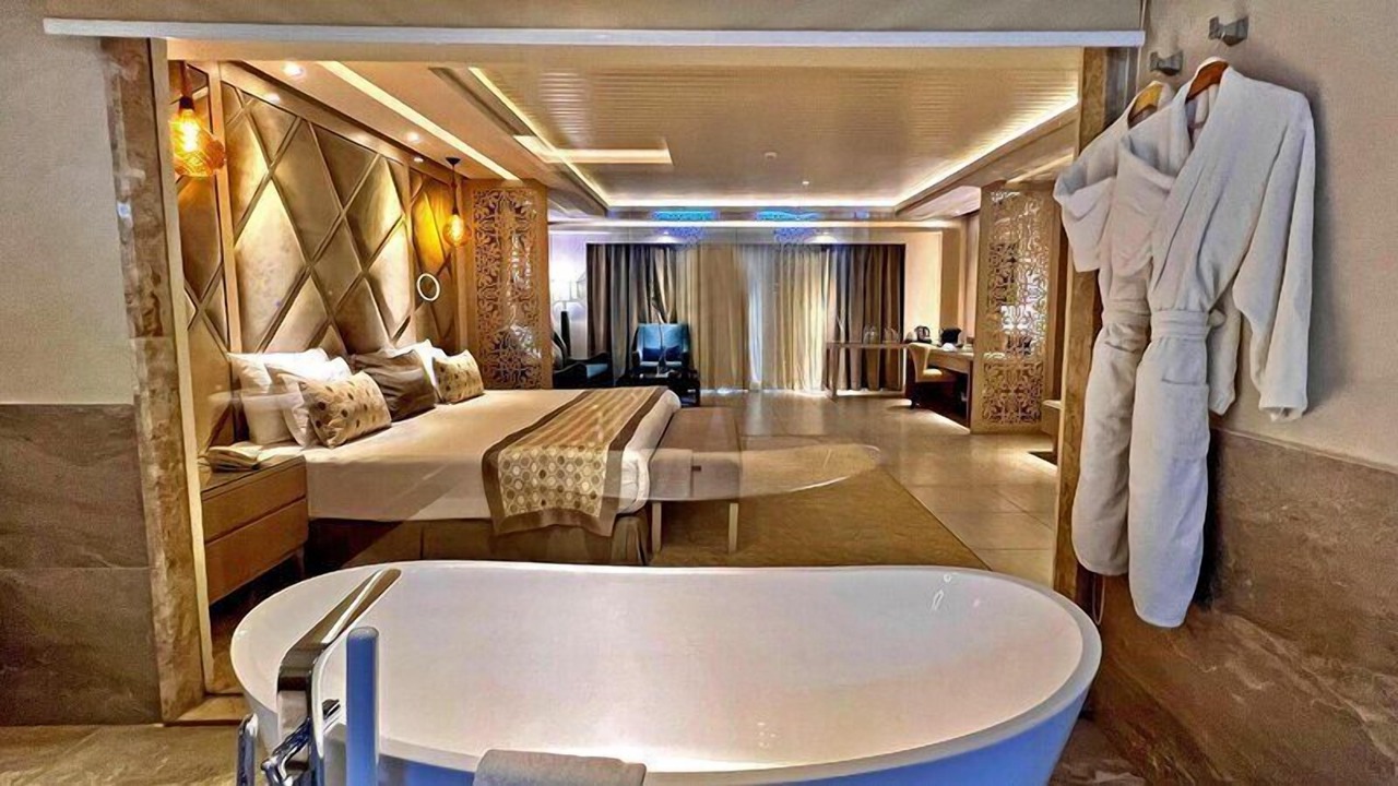Photo of Bedroom in Sahl Hasheeh