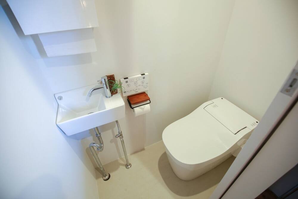 Photo of Bathroom in Naka