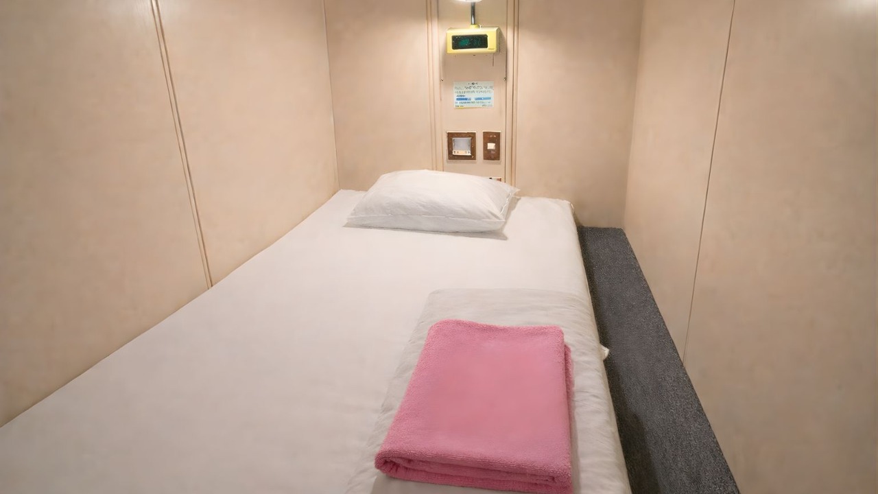Photo of Bedroom in Akabane