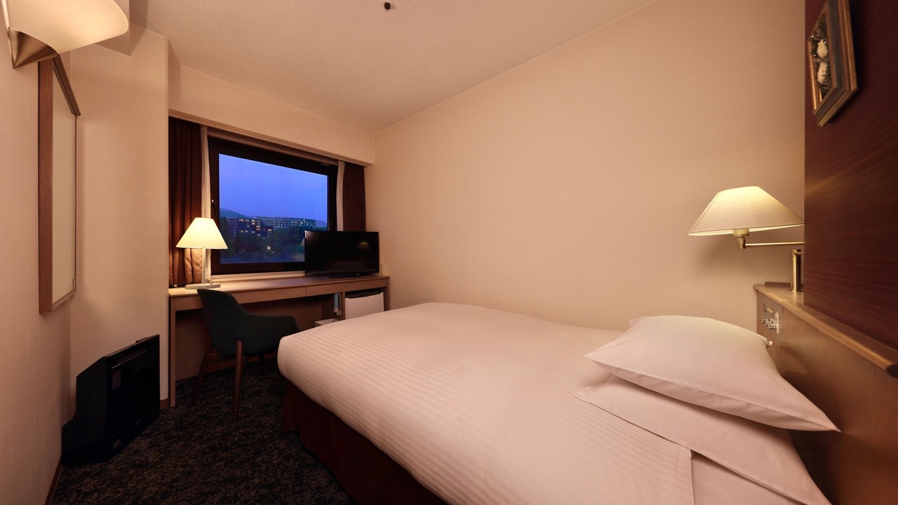 Photo of Bedroom in Suita